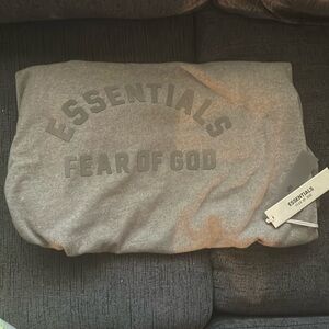 Fear of God Essentials Heavy Long-Sleeve Tee Heather-Grey